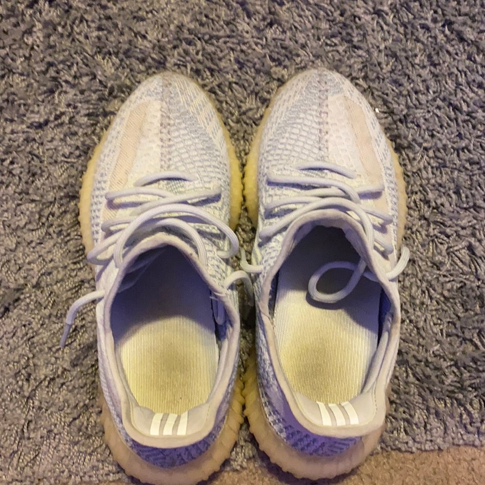 MENS ADIDAS YEEZY SIZE 9